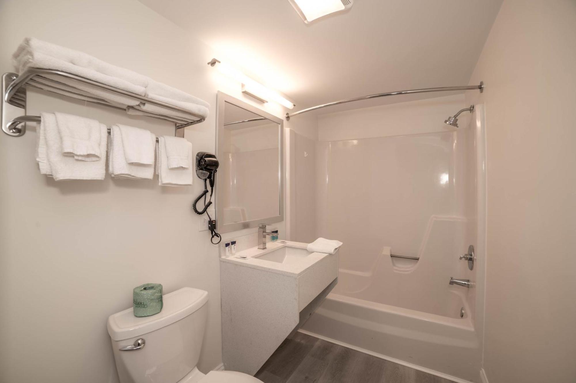 Viking Shores Motor Inn Eastham Eksteriør bilde